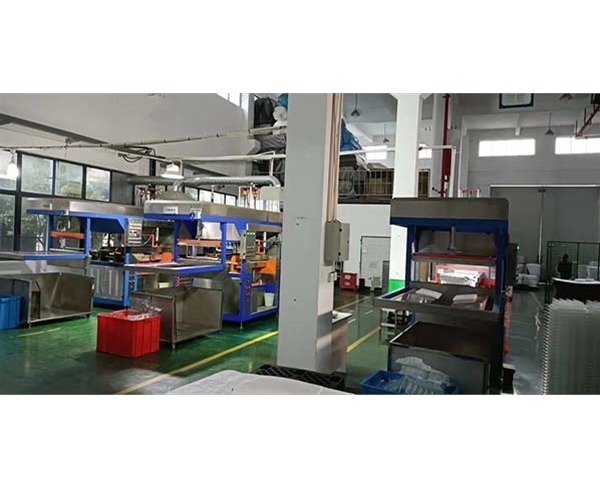 吸塑車(chē)間一角