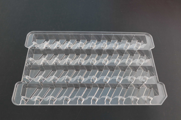 蚌埠汽車零部件(jiàn)吸塑包裝-汽車零(líng)部件吸塑包裝供(gong)應-方立包裝紙箱(xiāng)